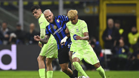 圣诞前夕送温暖，萨卡、马丁内利等阿森纳球员探望生病的孩子（圣诞将至，萨卡、马丁内利等阿森纳球员走访病童传递温暖）