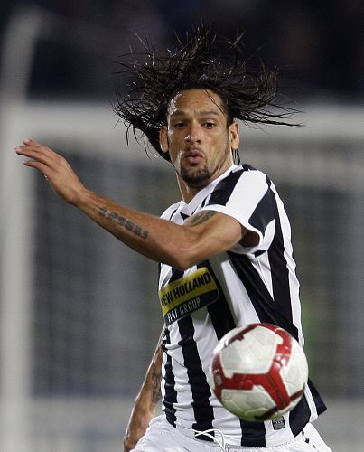 西甲半场：莫雷诺、科斯塔破门，比利亚雷亚尔1-1马略卡