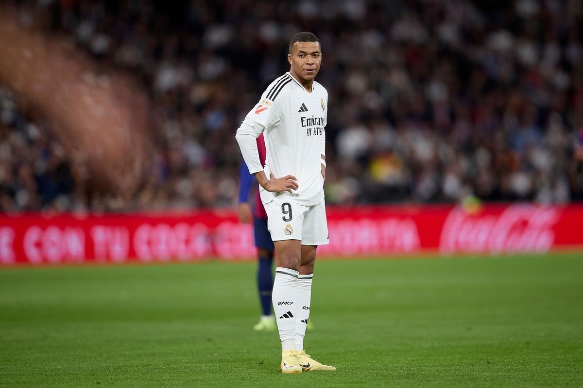 布伦森单场30+次数升至尼克斯队史第三，仅次于尤因和安东尼