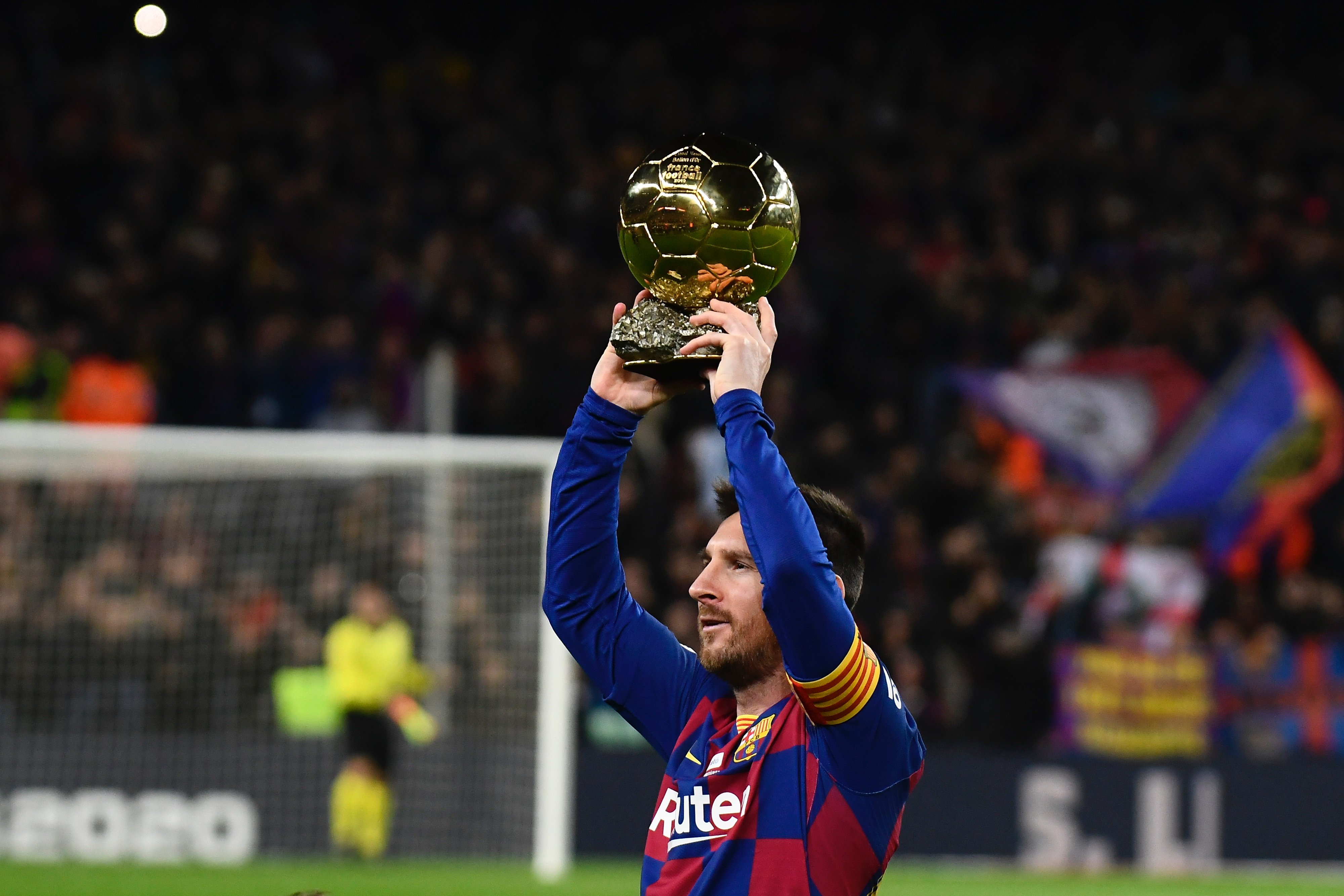 2025年女运动员收入榜公布：谷爱凌第四，郑钦文第五