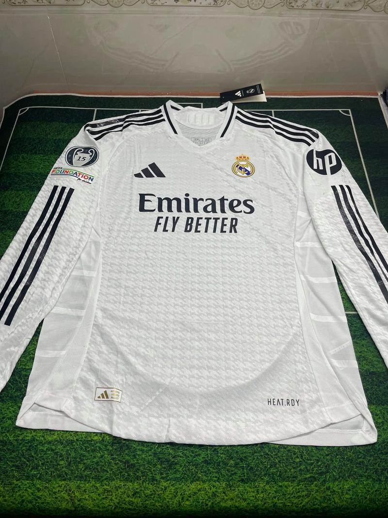 湖北女足历史首次闯入全运会决赛，王霜哭着感叹：太不容易了