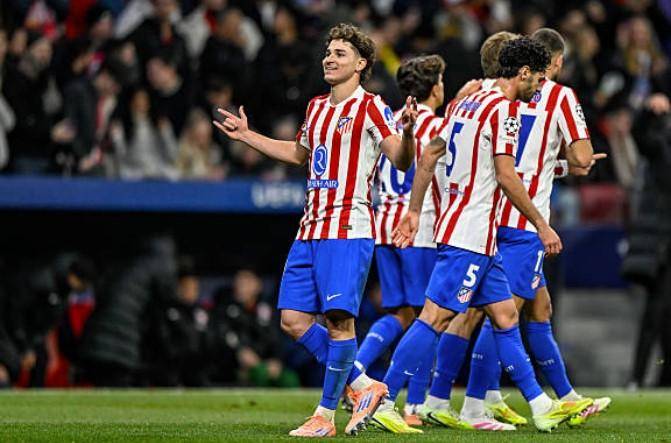 山东泰山主场收官：10胜3平2负，负成都申花，6-0国安&3-1海港（山东泰山主场赛季定格：10胜3平2负，负成都与申花，曾6-0大胜国安、3-1击退海港）