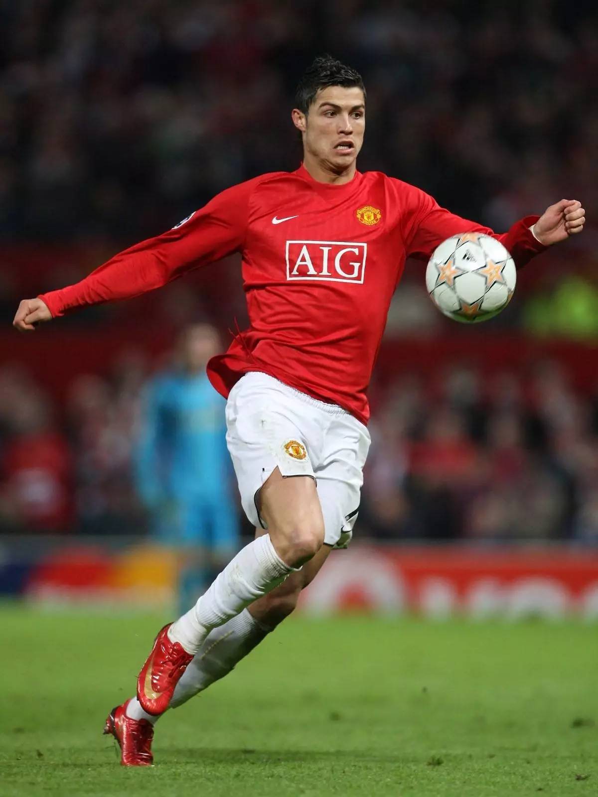 詹姆斯球队单场两人同砍35+，首次他不是其中之一