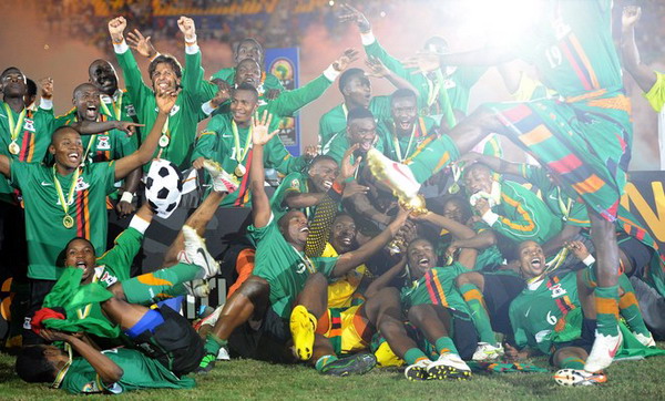 欧协联联赛阶段收官：美因茨等8队直接晋级，16队参加附加赛（欧协联联赛阶段落幕：美因茨领衔8队直通下一轮，16队转战附加赛）