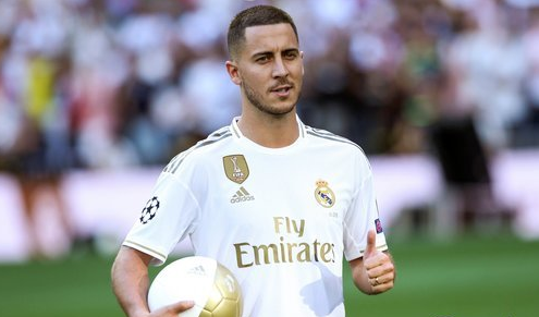 费城人队由于夺冠阵容老化，宣布开启以哈珀为未来目标的十年规划