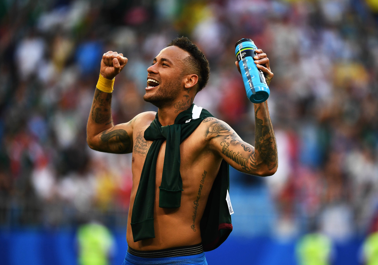 皮克福德：想参加摩托车越野赛；为英格兰举起奖杯是头等大事